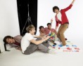 /album/fotogaleria/one-direction-play-twister-jpg/